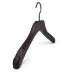 Hangers for women, in wood with notches, brown color