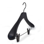 6 hangers for men's or women's jackets with clips