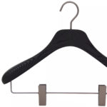 6 cintres en bois avec pinces pour vestes
