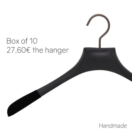 Luxury wooden hangers for shirt with non slip velvet on the shoulders