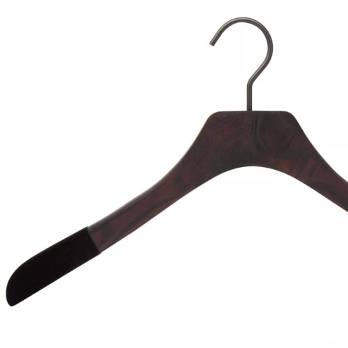 Cintre en bois de luxe pour chemise coloris noyer