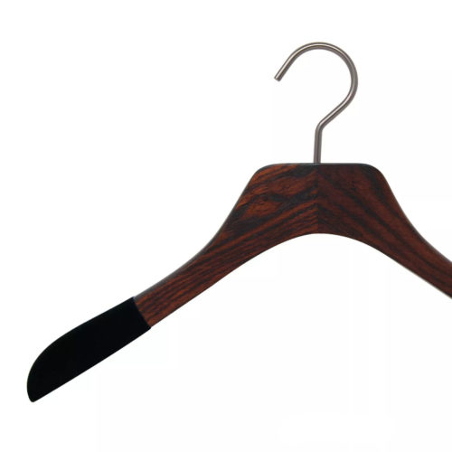 Cintre en bois pour femme avec velours antiglisse pour chemisier coloris noyer