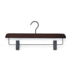 quality hanger with clips for skirt and pants