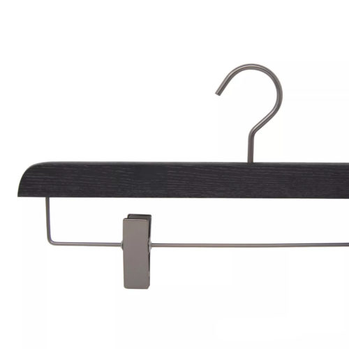 Cintre en bois avec pinces pour jupes ou pantalon, coloris noir