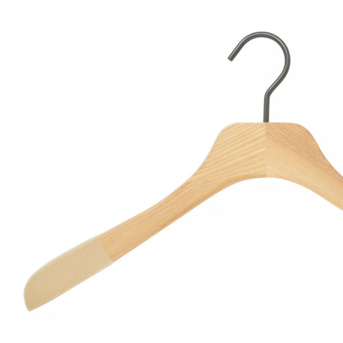 15 cintres en bois pour chemise et tee-shirt coloris vernis naturel