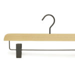 grucce in legno, con clip per gonna e pantaloni