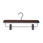 cintre avec pinces pour jupe et pantalon