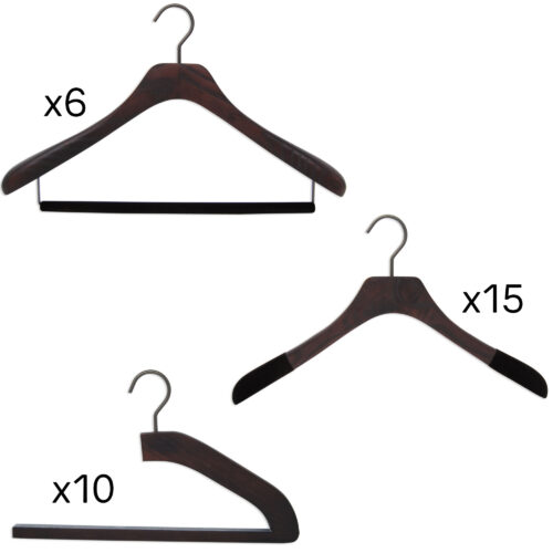 set dressing 31 luxury hangers for man